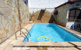 Casa confortável Praia dos Anjos